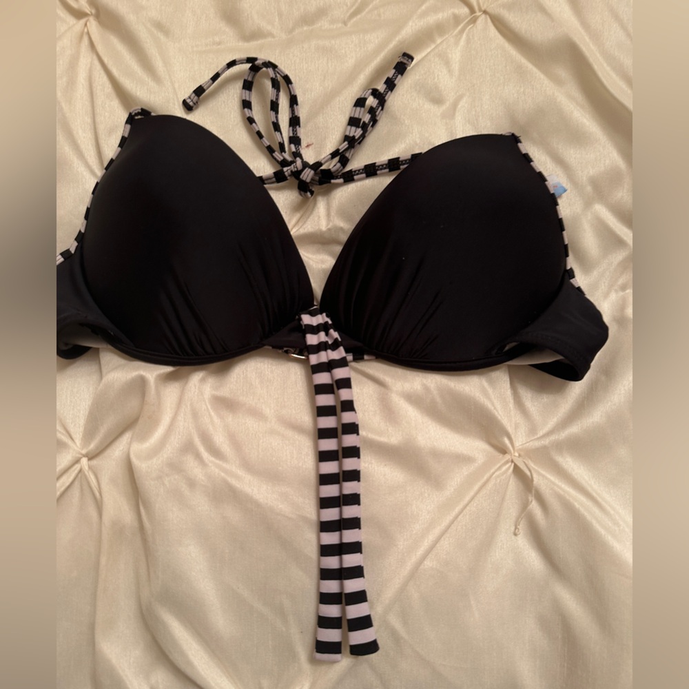 INMOCEAN Black and White  Striped Bikini Top